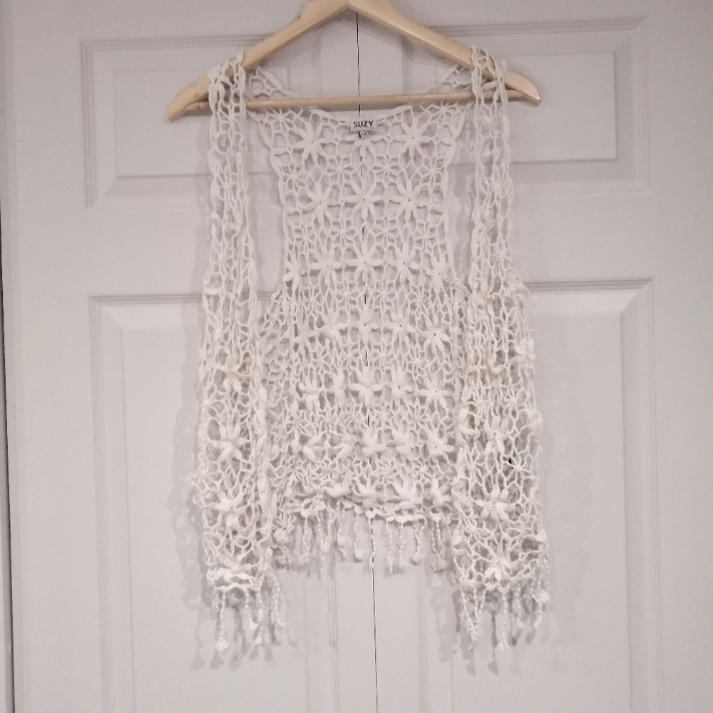 SUZY SHIER Boho Floral Crochet Vest